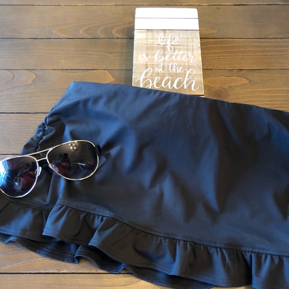 Athleta Other - Athleta black swim skirt